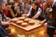 如何领取月饼，传统习俗背后的现代趣味