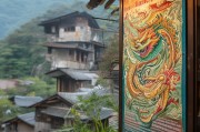 龙村高龄补贴申请指南，暖心政策惠桑榆，便民服务暖人心