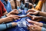指尖上的补贴，网办申请如何让民生福利触手可及？