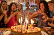 必胜客生日，开启一场专属惊喜